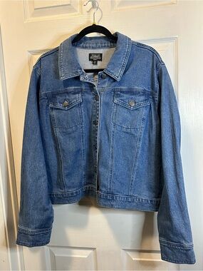 Abbott Elementary Warner Bros. Blue Denim Trucker Jacket Women’s Plus Size 1X